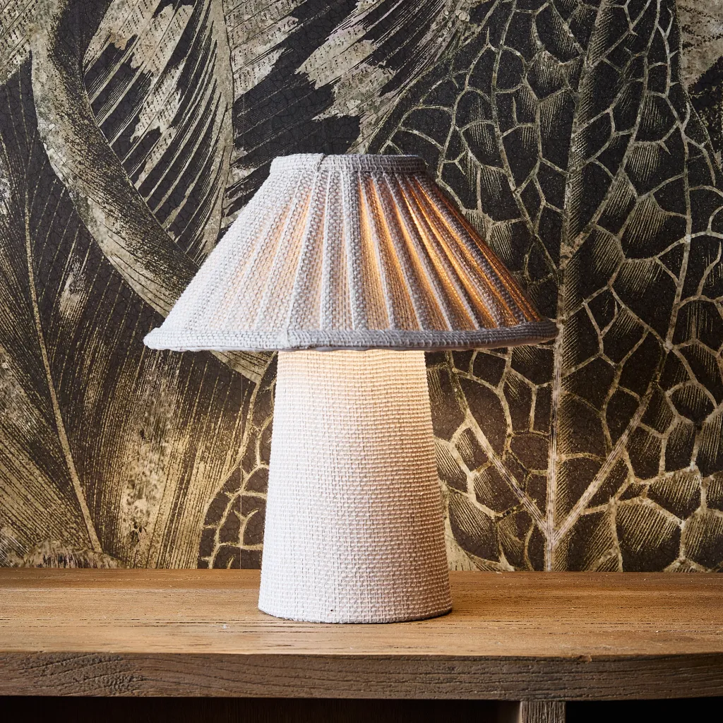 Vimodrone_TableLamp_584360-1.webp