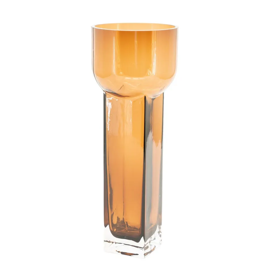 Vea3_Vase_zijkant_60140.webp