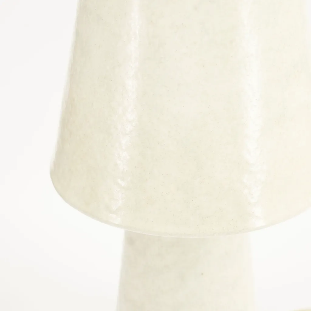 Clayton_Large_beige_detail2_250287.webp