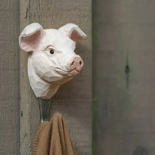 Hook_Pig_Lifestyle01_WG514.webp