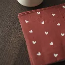 napkin_hearts_dark_red_20240423_sfeer03.webp