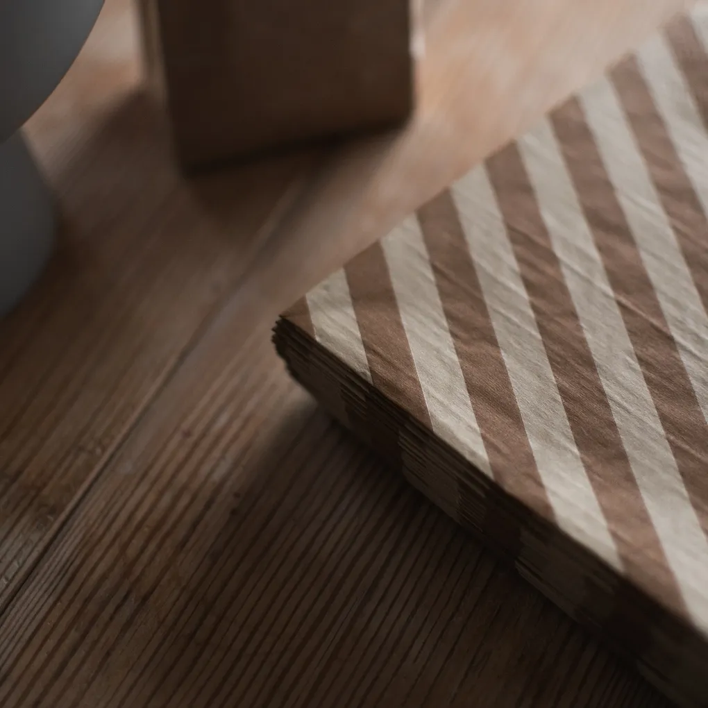 napkin_stripe_nougat_20240408_sfeer03.webp