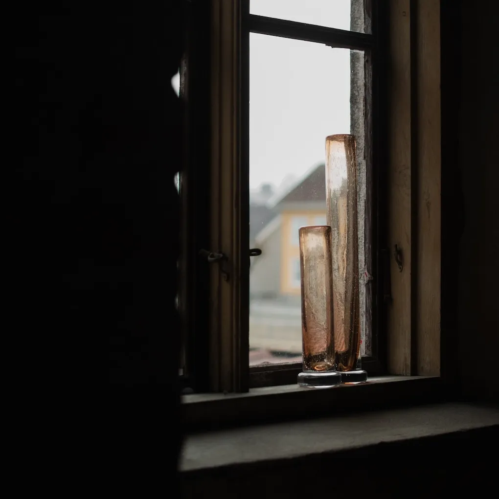 tall_vase_L+S_rust_sfeer03.webp