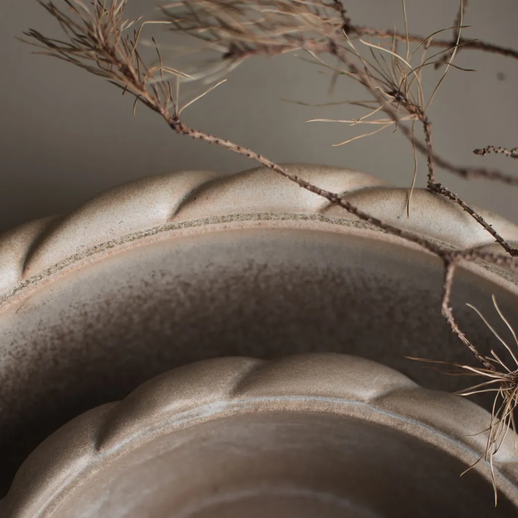 twine_plate_L+S_beige_20230605be_sfeer02.webp