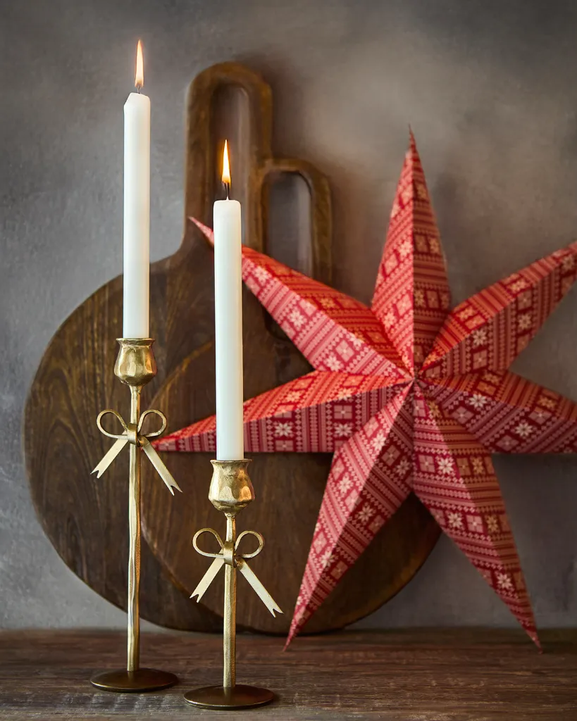 FRANCIS_CandleHolder_Brass_sfeer_AW2025_250520_1_1200x1500.webp
